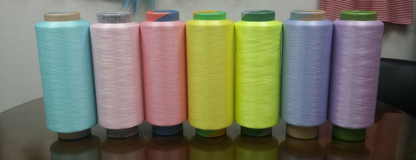 Available colours of luminous glow in the dark yarn